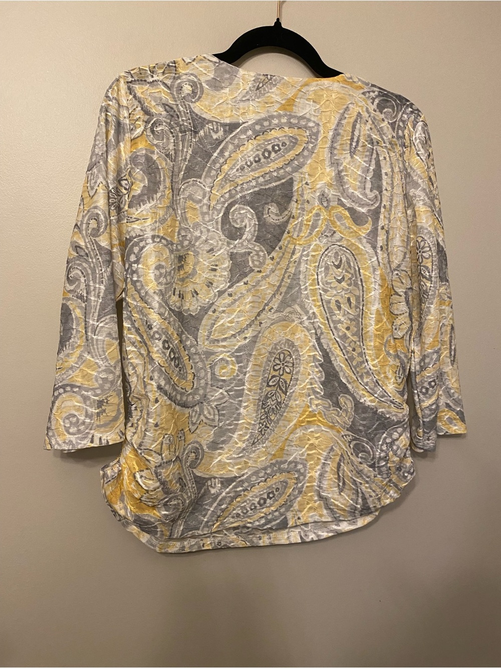 Alfred Dunner Yellow & Gray Paisley 3/4 Sleeve Top